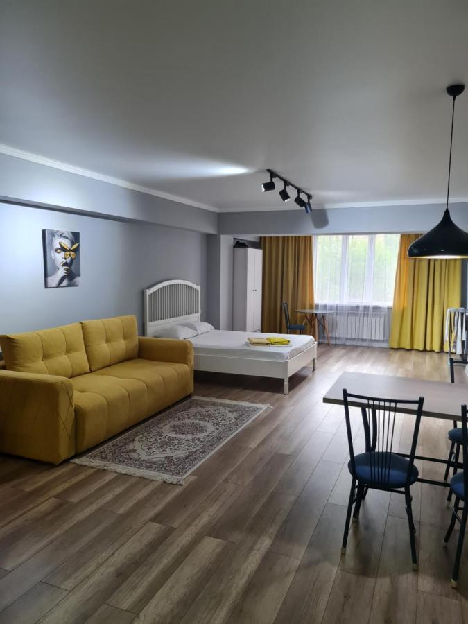 Апартаменты В Центре, В Новом Доме Almati Kültér fotó