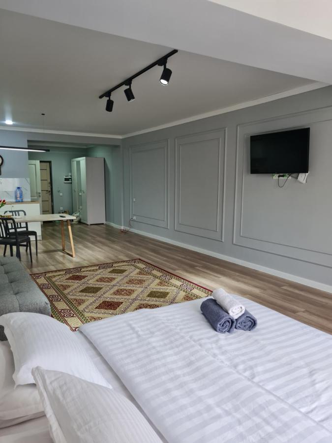 Апартаменты В Центре, В Новом Доме Almati Kültér fotó