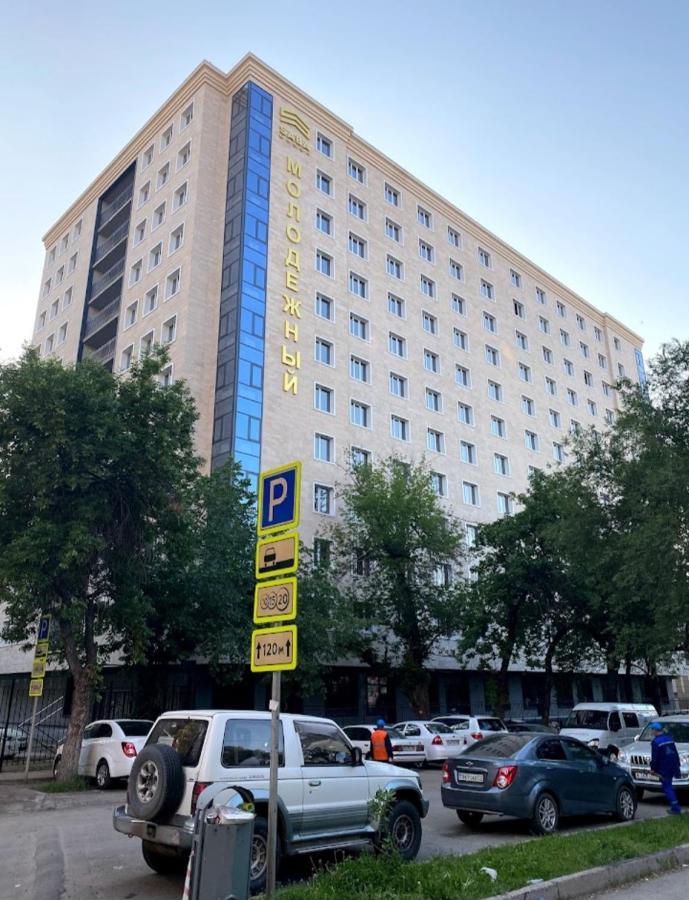 Апартаменты В Центре, В Новом Доме Almati Kültér fotó